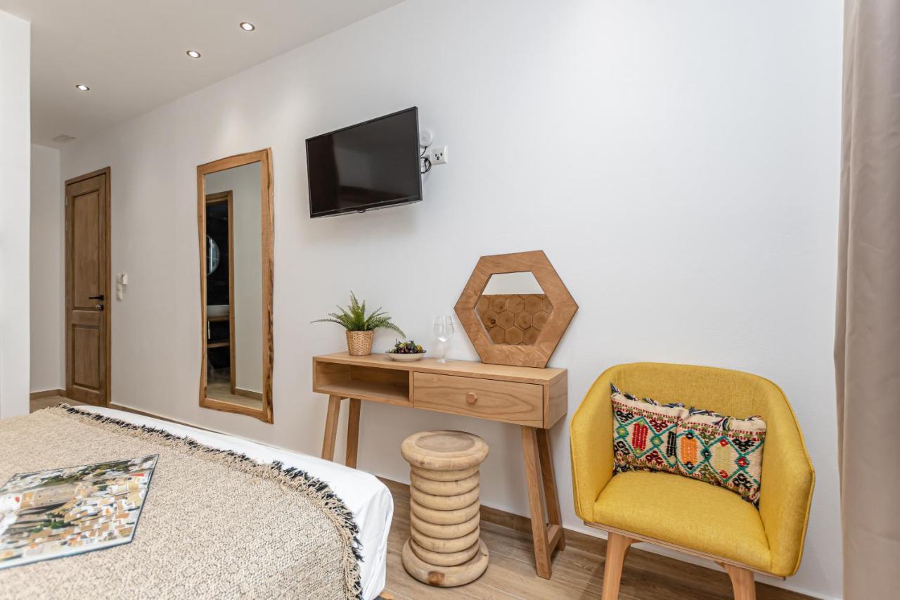 Galazia Boutique Apartments Naxos City Extérieur photo