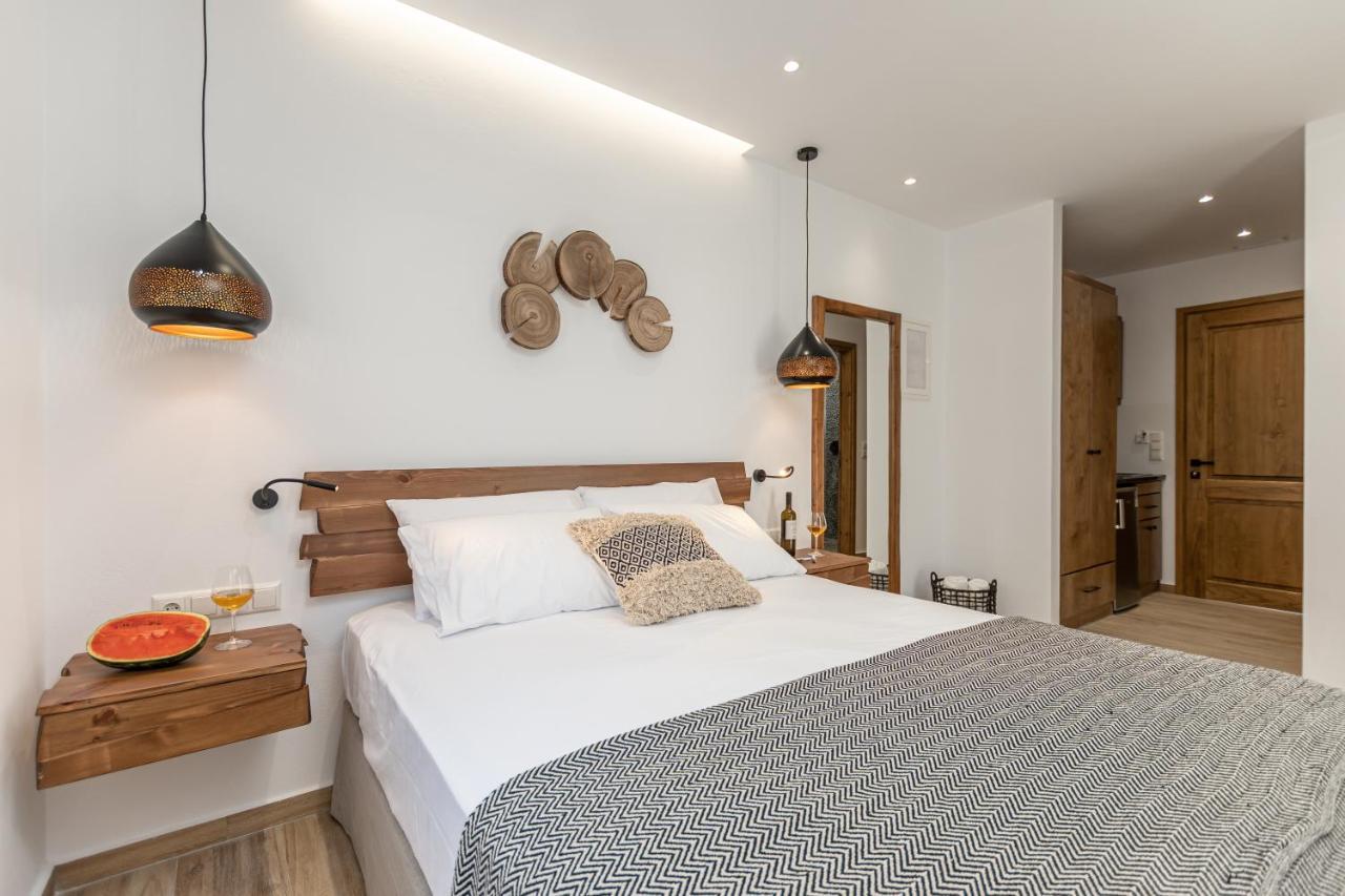 Galazia Boutique Apartments Naxos City Extérieur photo